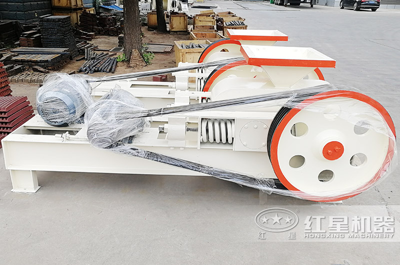 對輥式破碎機(jī) 對輥式破碎機(jī)