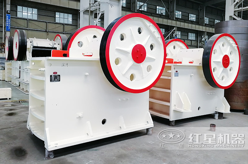 細(xì)鄂破石子破碎機(jī)，投資小，質(zhì)量好