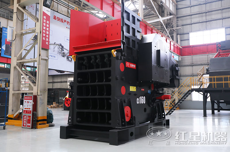 顎式碎石機(jī)圖片 顎式碎石機(jī)圖片